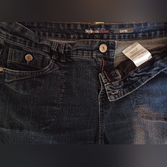 Style & Co. Blue Cropped Ankle Jeans - Picture 6 of 7